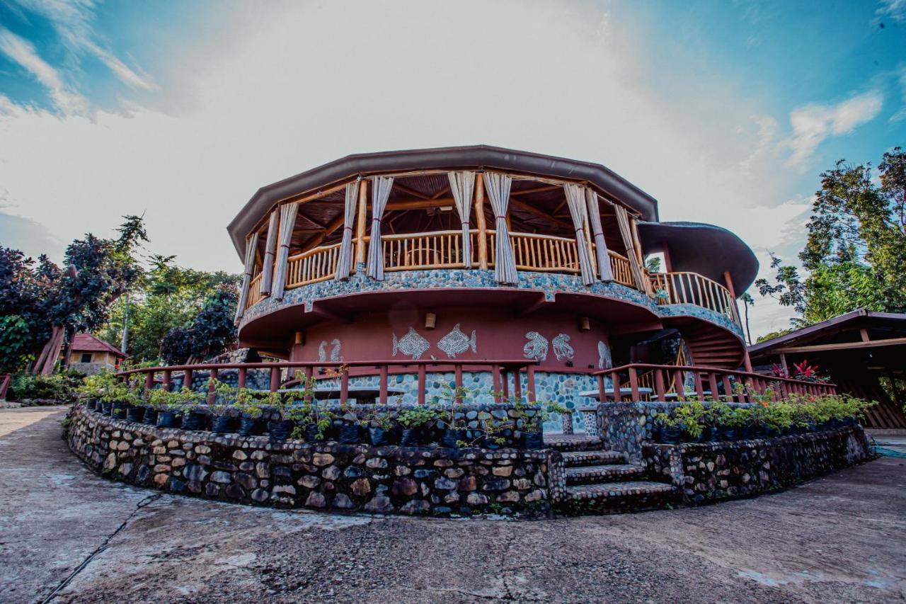 อาเตรมารู จังเกิ้ล รีทรีต Hotel Puerto Princesa ภายนอก รูปภาพ