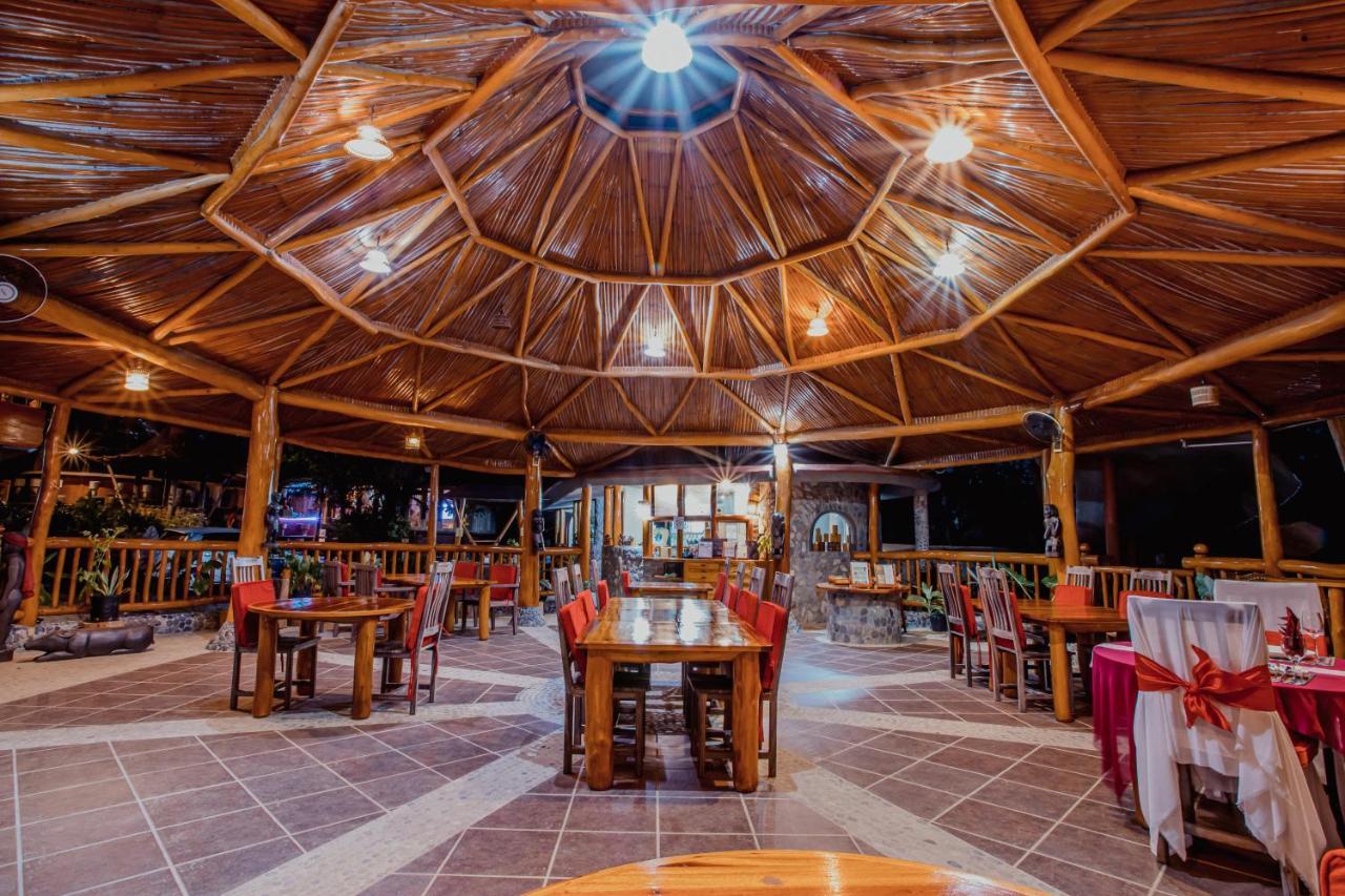 อาเตรมารู จังเกิ้ล รีทรีต Hotel Puerto Princesa ภายนอก รูปภาพ